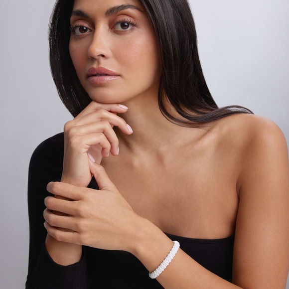 LAGOS WHITE CAVIAR Ceramic Beaded Bracelet | 9mm - Picture 3 of 13